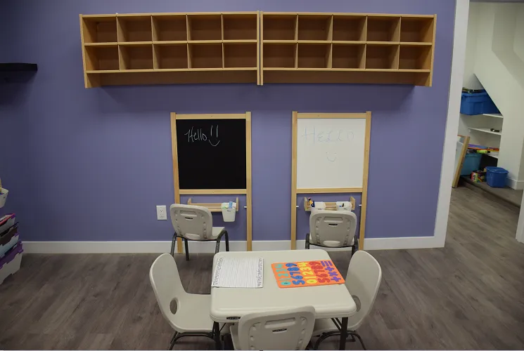 purple-classroom-01